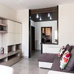Youhosty - Populonia 10 Апартаменты